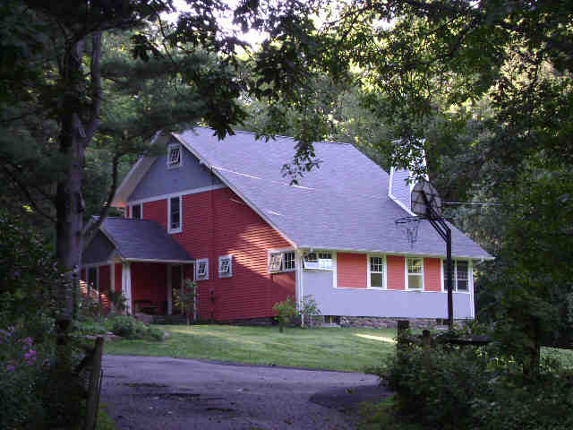 Building photograph for 108 MAIN ST N